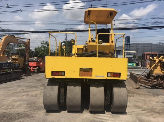 ยอดนิยม รถบด 7 ล้อยาง SAKAI T2 เครื่อง ISUZU FROM JAPAN สนใจติดต่อ 063-9316985 ID LINE : 0639316985 ครับ