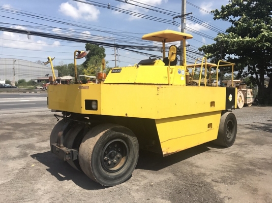 ยอดนิยม รถบด 7 ล้อยาง SAKAI T2 เครื่อง ISUZU FROM JAPAN สนใจติดต่อ 063-9316985 ID LINE : 0639316985 ครับ