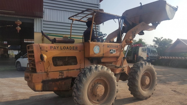 ขายรถตัก JH30B สภาพดี พร้อมใช้งาน