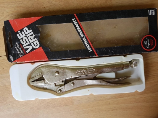 ขายคีมล็อกVISE GIRP 10R MADE IN USA. ใหม่เก่าเก็บ ขายคีมล็อกVISE GIRP 10R MADE IN USA. ใหม่เก่าเก็บ