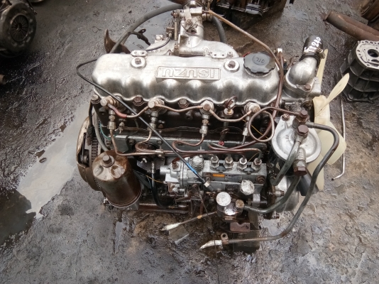 เครื่องยนต์ อิซุสุ เอลฟ์ C240 เครื่องสวยๆไม่มีไอ