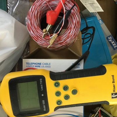 เครื่องหาจุดช๊อตหรือขาดในสาย RISER BOND 1550 LEXXI T810 Made in England วัดได้3กิโลเมตร เครื่องหาจุดช๊อตหรือขาดในสาย RISER BOND 1550 LEXXI T810 Made in England วัดได้3กิโลเมตร