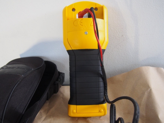 เครื่องหาจุดช๊อตหรือขาดในสาย RISER BOND 1550 LEXXI T810 Made in England วัดได้3กิโลเมตร เครื่องหาจุดช๊อตหรือขาดในสาย RISER BOND 1550 LEXXI T810 Made in England วัดได้3กิโลเมตร