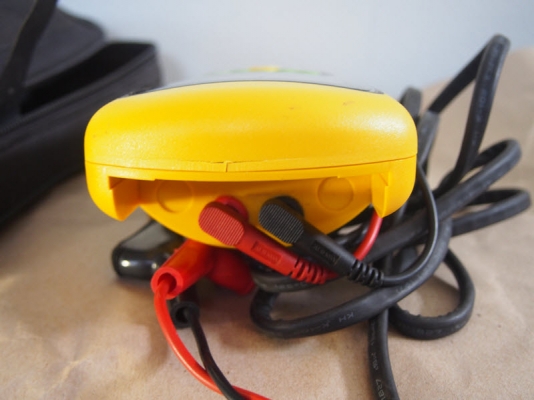 เครื่องหาจุดช๊อตหรือขาดในสาย RISER BOND 1550 LEXXI T810 Made in England วัดได้3กิโลเมตร เครื่องหาจุดช๊อตหรือขาดในสาย RISER BOND 1550 LEXXI T810 Made in England วัดได้3กิโลเมตร