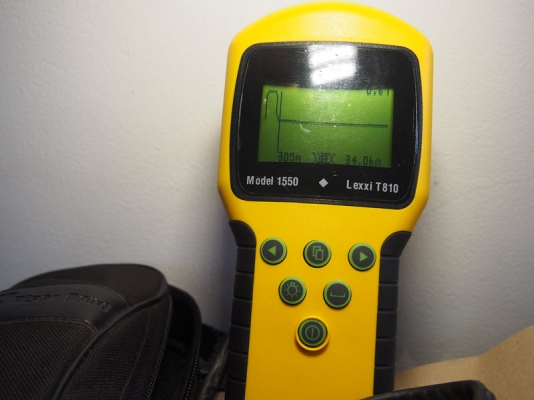 เครื่องหาจุดช๊อตหรือขาดในสาย RISER BOND 1550 LEXXI T810 Made in England วัดได้3กิโลเมตร เครื่องหาจุดช๊อตหรือขาดในสาย RISER BOND 1550 LEXXI T810 Made in England วัดได้3กิโลเมตร