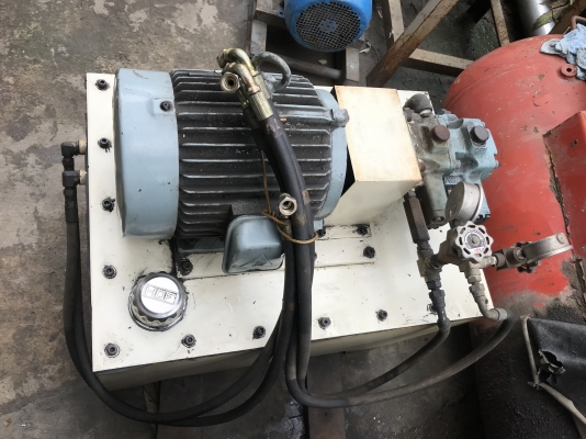 ขายชุดปั้มน้ำมันไฮโดรลิคแบบ 2ตอน Nachi Made in Japan ขนาดมอเตอร์ 5HP. 380V สภาพสวย พร้อมใช้งาน