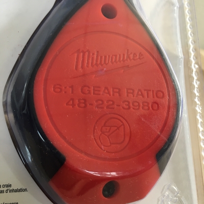 เต๊าตีเส้นตลับพลาสติค ชนิดเส้นหนาพร้อมหมึกแดง Milwaukee 48-22-3986 ยาว 30เมตรพร้อมเชือกสำรองอีก1ชุด เต๊าตีเส้นตลับพลาสติค ชนิดเส้นหนาพร้อมหมึกแดง Milwaukee 48-22-3986 ยาว 30เมตรพร้อมเชือกสำรองอีก1ชุด