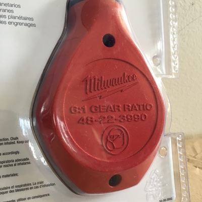 เต๊าตีเส้นตลับอลูมิเนียม ชนิดเส้นบางพร้อมหมึกฟ้า Milwaukee 48-22-3990 ยาว 30เมตรพร้อมเชือกสำรองอีก1ชุด