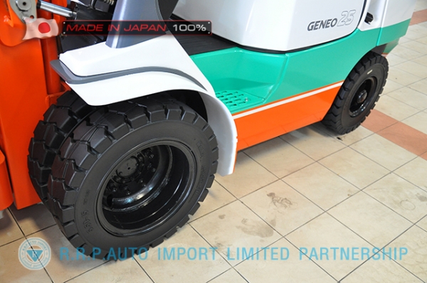 ขายรถโฟล์คลิฟท์มือสอง TOYOTA รุ่น 7FD25-30842 นำเข้าจากประเทศญี่ปุ่น 100\% ไม่เคยใช้งานในไทย