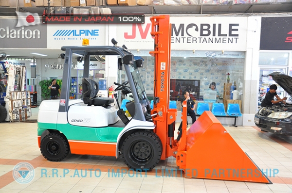 ขายรถโฟล์คลิฟท์มือสอง TOYOTA รุ่น 7FD25-30842 นำเข้าจากประเทศญี่ปุ่น 100\% ไม่เคยใช้งานในไทย