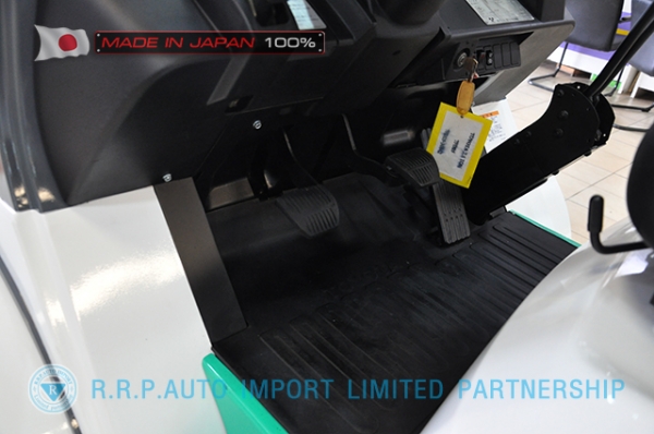 ขายรถโฟล์คลิฟท์มือสอง TOYOTA รุ่น 7FD25-30842 นำเข้าจากประเทศญี่ปุ่น 100\% ไม่เคยใช้งานในไทย