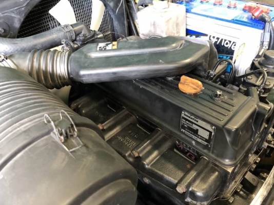 ขายรถยกโฟร์คลิฟท์ยี่ห้อKOMAT'SU 3ตัน เสาสูง 6เมตร