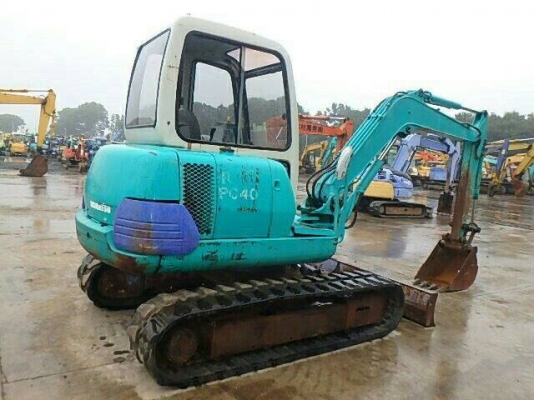 มาใหม่จ้า KOMATSU  PC40-7 สภาพสวยมากๆ  เดิมๆๆ  เก่าญี่ปุ่นแท้  ลองระบบกันได้จ้า  โทร 089-7462641  เจ๊สุวรรณี