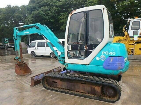มาใหม่จ้า KOMATSU  PC40-7 สภาพสวยมากๆ  เดิมๆๆ  เก่าญี่ปุ่นแท้  ลองระบบกันได้จ้า  โทร 089-7462641  เจ๊สุวรรณี