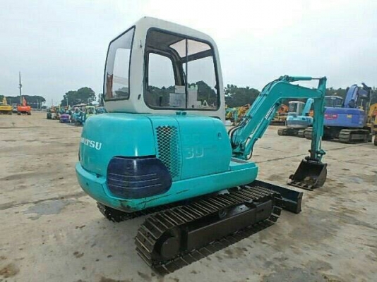 new stock  KOMATSU PC30-7  เก่าญี่ปุ่นแท้  สภาพสวย เครื่องปั๊มดี  พร้อมใช้  ลองระบบกันได้ทุกวัน  โทร 089-7462641  สุวรรณี