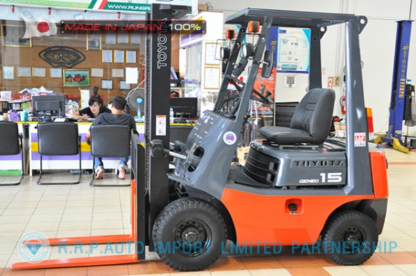 ขายรถโฟล์คลิฟท์มือสอง TOYOTA รุ่น 3FG15-14607 นำเข้าจากประเทศญี่ปุ่น 100\% ไม่เคยใช้งานในไทย