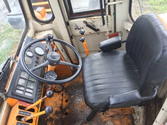 ขายถูก KOMATSU 510 สภาพสวย นำเข้าจากญี่ปุ่น โทร.090-986-2521 อ๊อบ