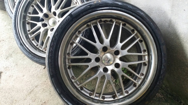 ขายแม็กลายก้านขอบเลส18 5 รู114 พร้อมยางdeeston