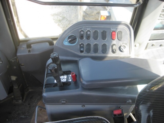 KOMATSU WA380-6 รุ่นใหม่กว่าห้างในไทย นำเข้าจากญี่ปุ่น สภาพดีมากสวยแบบเดิมๆมาเลยครับ