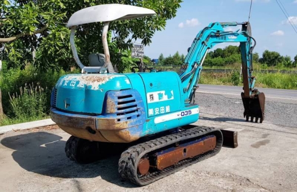 ขายด่วนรถแบคโฮคูโบต้าK35คอลโทลน้ำมันสั้นปั้มนี้วติดลายหัวกะแทกเทียบเท่าPC35รถนอกสถาพดีพร้อมใช้เพิ่งนำเข้ามายังไม่เคยใช้งานในไทยเลย