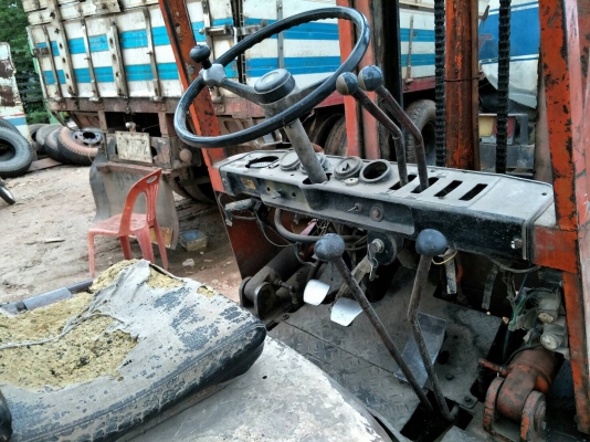 Toyota Forklife 2.5ตัน เครื่องดีเชล 0821109440