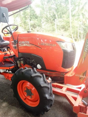 รถไถคูโบต้าL3608SP (4wd) #รถเกรดเอ สีเดิม100\% #สภาพสวยมากกๆค่ะ #ใช้งานน้อยเลขไมล์ 315 ชม. #แถมฟรี เวทถ่วงล้อค่ะ #มีอุปกรณ ์ดันหน้า หางตัดหญ้า เล่มทะเบียนพร้อมโอน จัดส่งทั่วไทย รถไถคูโบต้าL3608SP (4wd) #รถเกรดเอ สีเดิม100\% #สภาพสวยมากกๆค่ะ #ใช้งานน้อยเลขไมล์ 315 ชม. #แถมฟรี เวทถ่วงล้อค่ะ #มีอุปกรณ ์ดันหน้า หางตัดหญ้า เล่มทะเบียนพร้อมโอน จัดส่งทั่วไทย