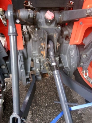 รถไถคูโบต้า L3608 (4wd) #รถสวยเกรดเอ สีเดิม100\% เลขไมล์378 ชม. #เพลาพีทีโอไม่เคยใช้งาน มาพร้อมดันหน้าหางตัดหญ้า  เล่มทะเบียนพร้อมโอน จัดส่งทั่วไทย 082-2989243 แม็ก