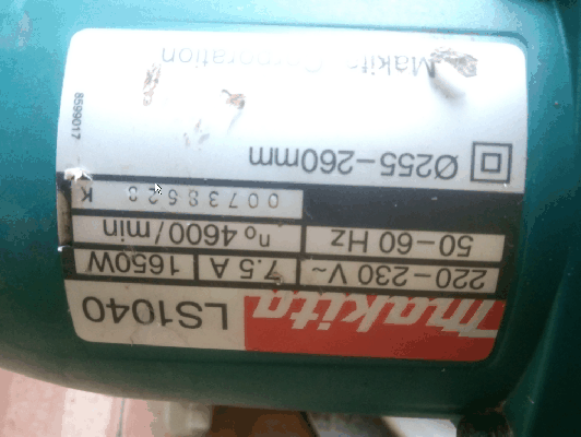 เลื่อยองศา Makita10&quot; รุ่น LA1040 สภาพนี้หายากครับ