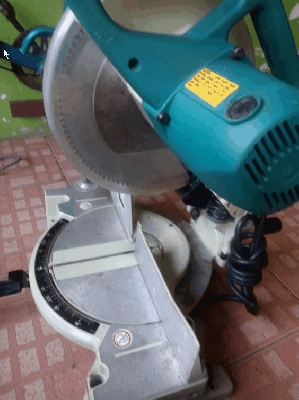 เลื่อยองศา Makita10" รุ่น LA1040 สภาพนี้หายากครับ เลื่อยองศา Makita10" รุ่น LA1040 สภาพนี้หายากครับ