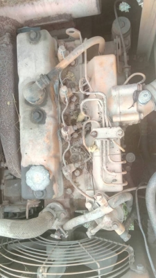 KOMATSU PC 60-2 KOMATSU PC 60-2