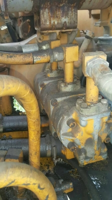 KOMATSU PC 60-2 KOMATSU PC 60-2