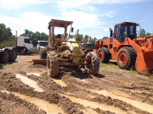 รถเกรด CAT 140 G ราคา 1,850,000 รถ กทม.