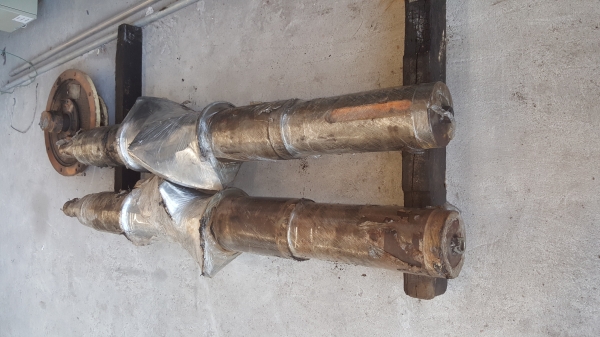 โรเตอร์เครื่องนิดเดิ้ลผสมยาง75 ลิตร 1 คู่ 80,000 บาท