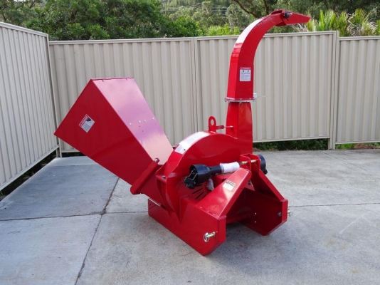 ขายเครื่องสับไม้ติดรถไถ