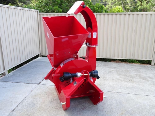 ขายเครื่องสับไม้ติดรถไถ