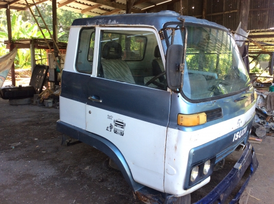 ขาย หัวรถ อีซูซุ JCM สภาพสวยๆ ไม่ผุ อุกรณ์ครบ ยกใส่ได้เลย ขาย หัวรถ อีซูซุ JCM สภาพสวยๆ ไม่ผุ อุกรณ์ครบ ยกใส่ได้เลย