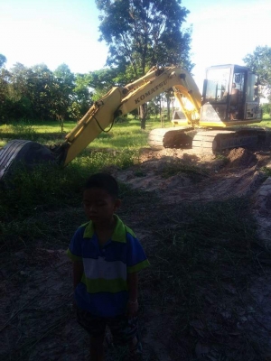 ขายด่วนโคมัสสุ PC100-3 เครื่องเดิม ปั้มเดิม เอวแน่น ช่วงล่างดี สภาพพร้อมใช้งาน เอกสารซื้อขาย