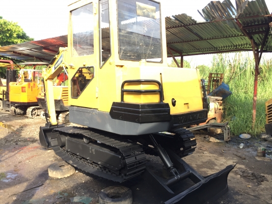 yanmar b27 สภาพดีเก่าญี่ปุ่น มีใบอินวอยไม่เคยใช้ในไทย yanmar b27 สภาพดีเก่าญี่ปุ่น มีใบอินวอยไม่เคยใช้ในไทย