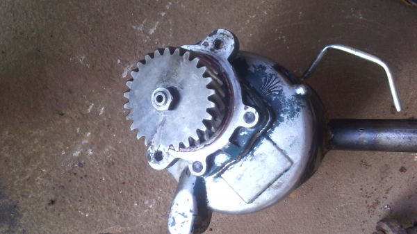 ปั๊มพวงมาลัยฟอร์ด6610