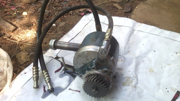 ปั๊มพวงมาลัยฟอร์ด6610