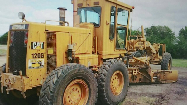 ขาย รถเกรด 120 G ปี 1993  เครื่องจักรนำเข้า