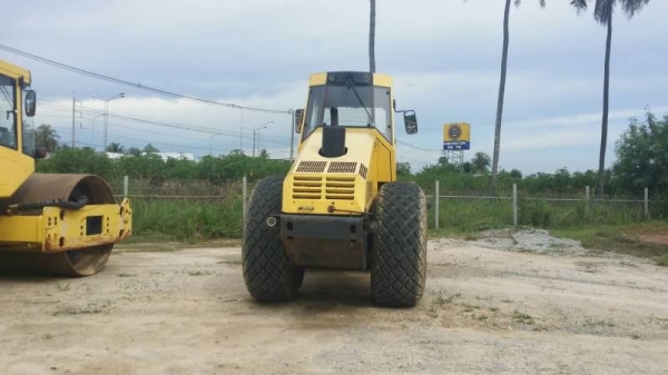 ขาย รถบดถนน BomagBW211D ปี2008 /ชม.4800