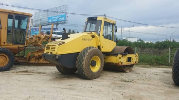 ขาย รถบดถนน BomagBW211D ปี2008 /ชม.4800