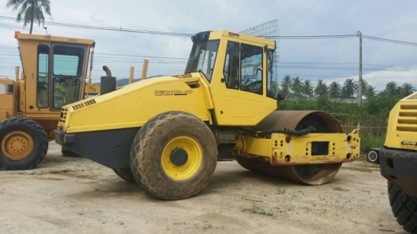 ขาย รถบดถนน BomagBW211D ปี2008 /ชม.4800