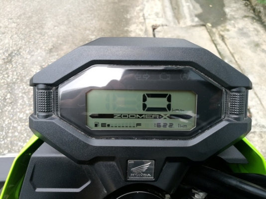 Zoomer x new 2017 อายุ5เดือน ตัวtop คอมบายเบรค รถบ้านมือเดียว สด-ผ่อน รูดบัตรได้ Zoomer x new 2017 อายุ5เดือน ตัวtop คอมบายเบรค รถบ้านมือเดียว สด-ผ่อน รูดบัตรได้