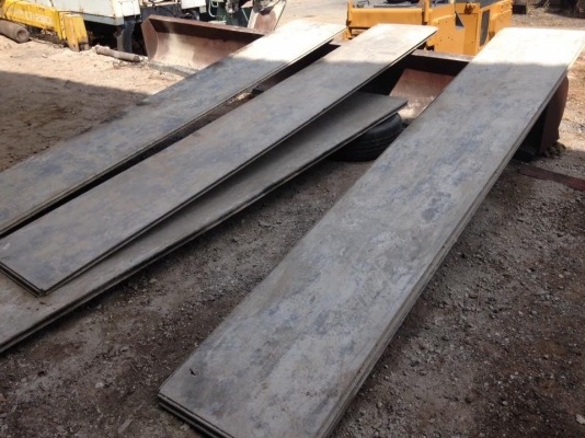 แผ่นรองกันขาจมดิน