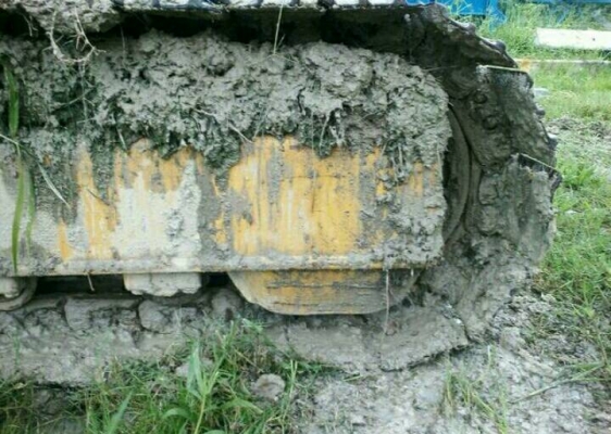 ขาย!! >>> Komatsu Pc60 รุ่น 5 มีลายหัวเจาะ รถใช้งานได้ 265,000 บาท <<< เบอร์ติดต่อ 098-7155789 086-4631102