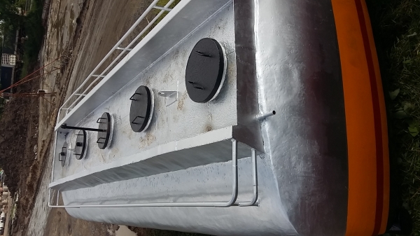 ขาย ถังน้ำ ถังน้ำมัน ติดรถ 18000 ลิตร มี5ห้อง สวย พร้อมใช้งานค่ะ