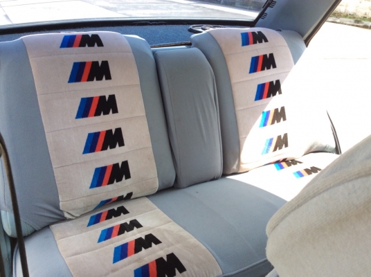 ขายรถ เปอร์โย305 ปี86 เครื่อง 1.6 เกียร์ธรรมดา ไม่เคยติดแก๊ส ภายในสวยเดิมๆแอร์เย็น วิทยุCD ตัวถังเดิมๆบางๆสีเดิมไม่ผุทรงดี รถขับขี่ดีเดินราคา ภาษี61 ขายด่วนครับ ขายรถ เปอร์โย305 ปี86 เครื่อง 1.6 เกียร์ธรรมดา ไม่เคยติดแก๊ส ภายในสวยเดิมๆแอร์เย็น วิทยุCD ตัวถังเดิมๆบางๆสีเดิมไม่ผุทรงดี รถขับขี่ดีเดินราคา ภาษี61 ขายด่วนครับ