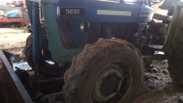 นิวฮอลแลน2เพลา60แรง